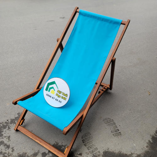 Ghế võng vải màu xanh bắt mắt thích hợp cho bãi biển